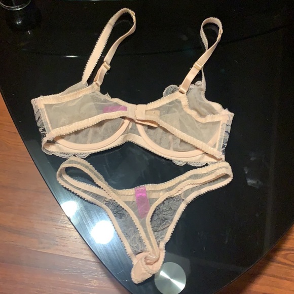 Agent provocateur bra 34D/ panties small - Picture 2 of 4